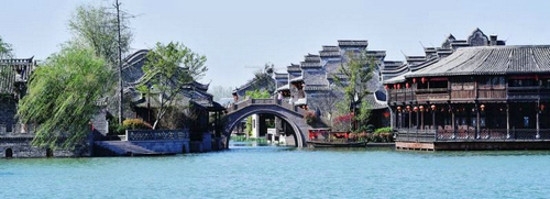 強(qiáng)強(qiáng)聯(lián)手，鼎足中原 河南省朱仙鎮(zhèn)房地產(chǎn)開發(fā)及文化旅游項(xiàng)目簽約暨開發(fā)策劃解析